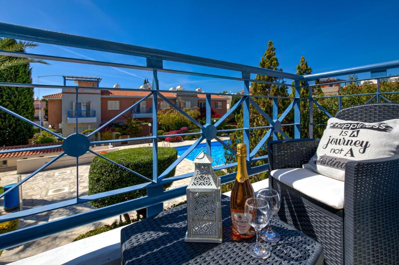 Antonia'S Palace Rooftop Jacuzzi Stunning View Pafos Exterior foto